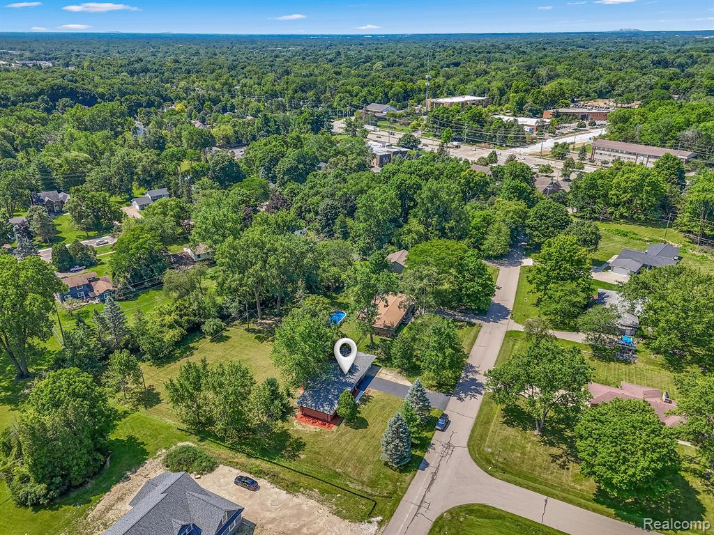26178 Springfield Drive Farmington Hills, MI 48334 - Photo 25 of 29
