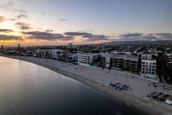 $999,000 | 4007 Everts Street, Unit 4D, San Diego, CA 92109