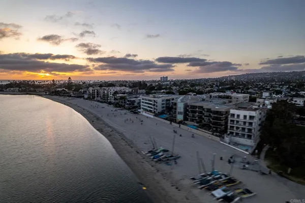 $999,000 | 4007 Everts Street, Unit 4D, San Diego, CA 92109