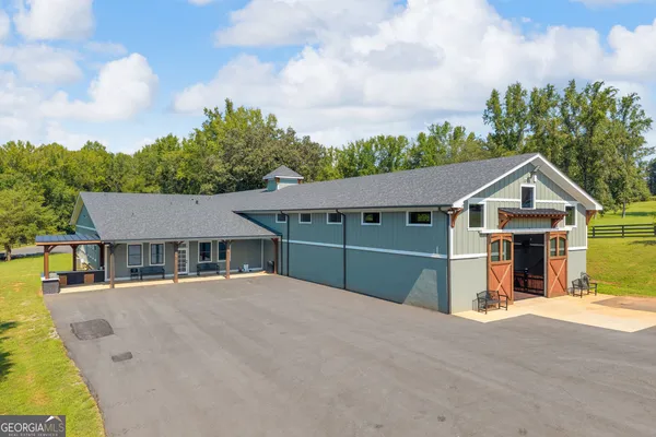 $2,100,000 | 5479 Highway 63, Toccoa, GA 30577