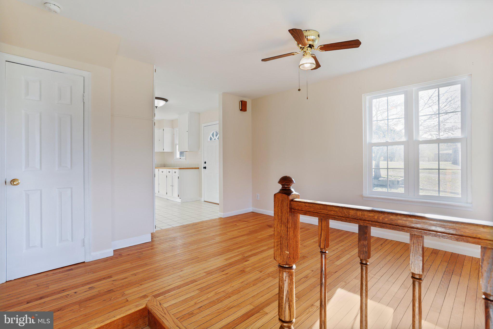 4942 Johnsons Mill Road Berkeley Springs, WV 25411 - Photo 59 of 99 Living Room
