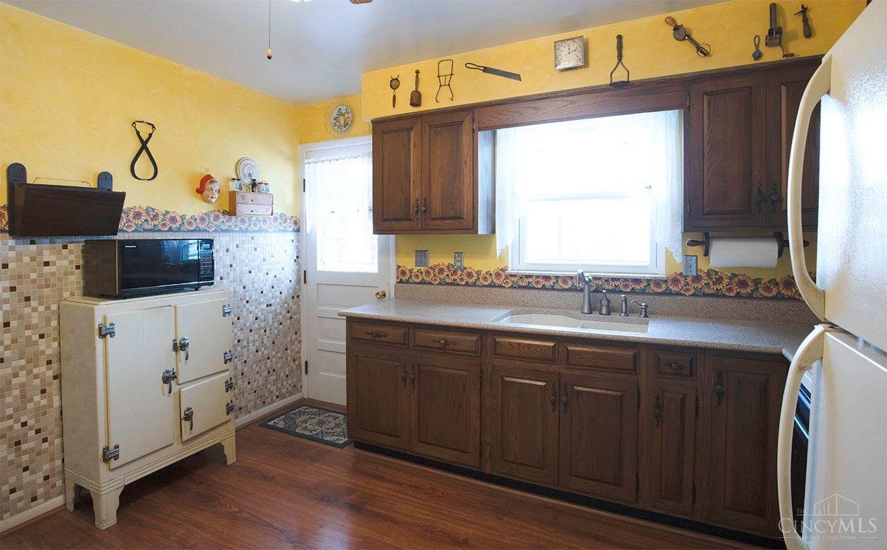 5542 Dry Ridge Road Cincinnati, OH 45252 - Photo 6 of 23 Gallery Image 6