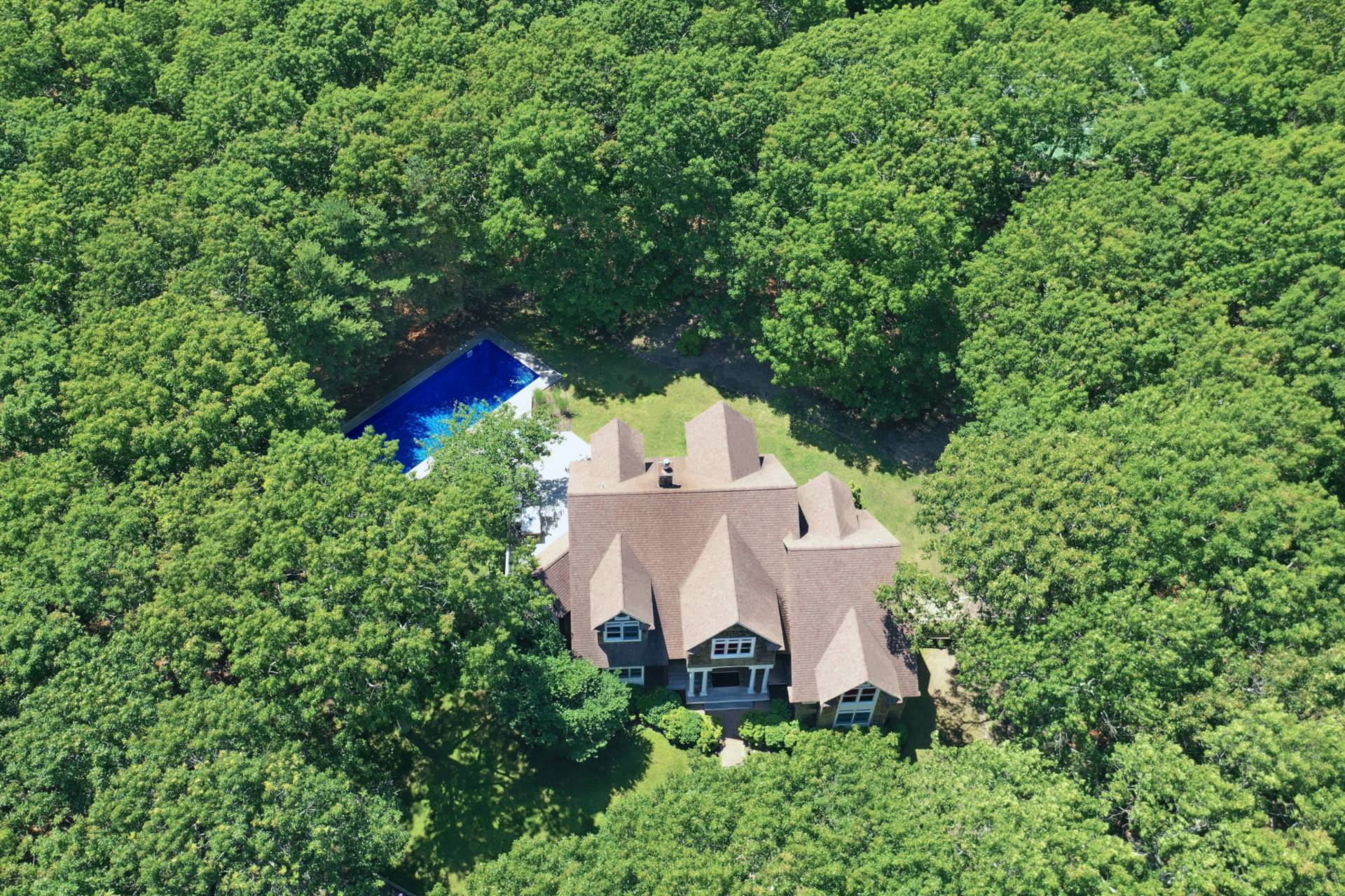9 Ely Brook Road East Hampton, NY 11937 - Photo 7 of 22 an aerial view of a house