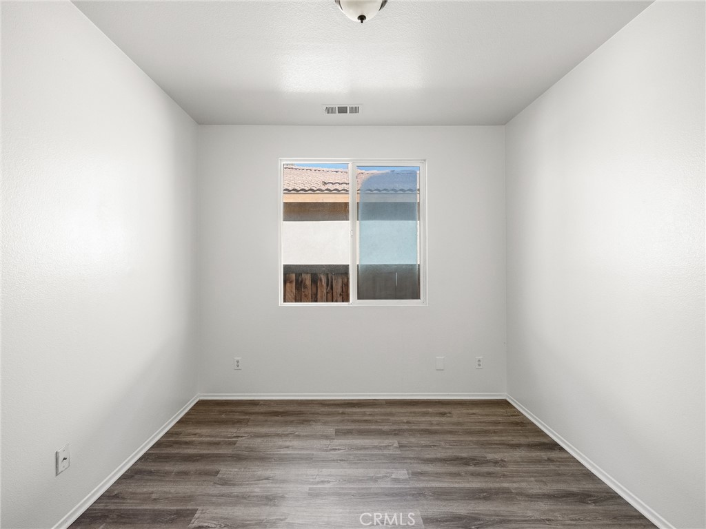 12357 Luna Road Victorville, CA 92392 - Photo 20 of 35