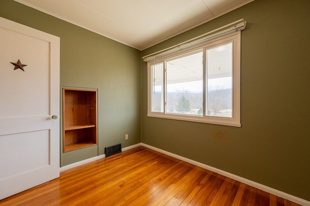 2172 Wilderness Road Bland, VA 24315 - Photo 39 of 73 Gallery Image 39