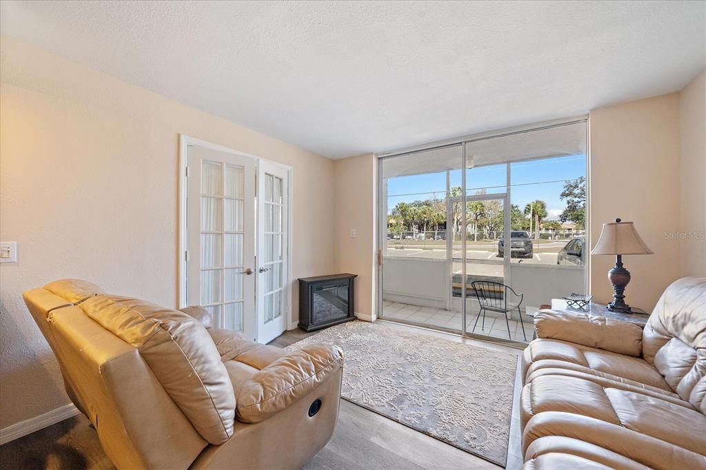 519 Albee Farm Road, Unit 111 Venice, FL 34285 - Photo 4 of 28