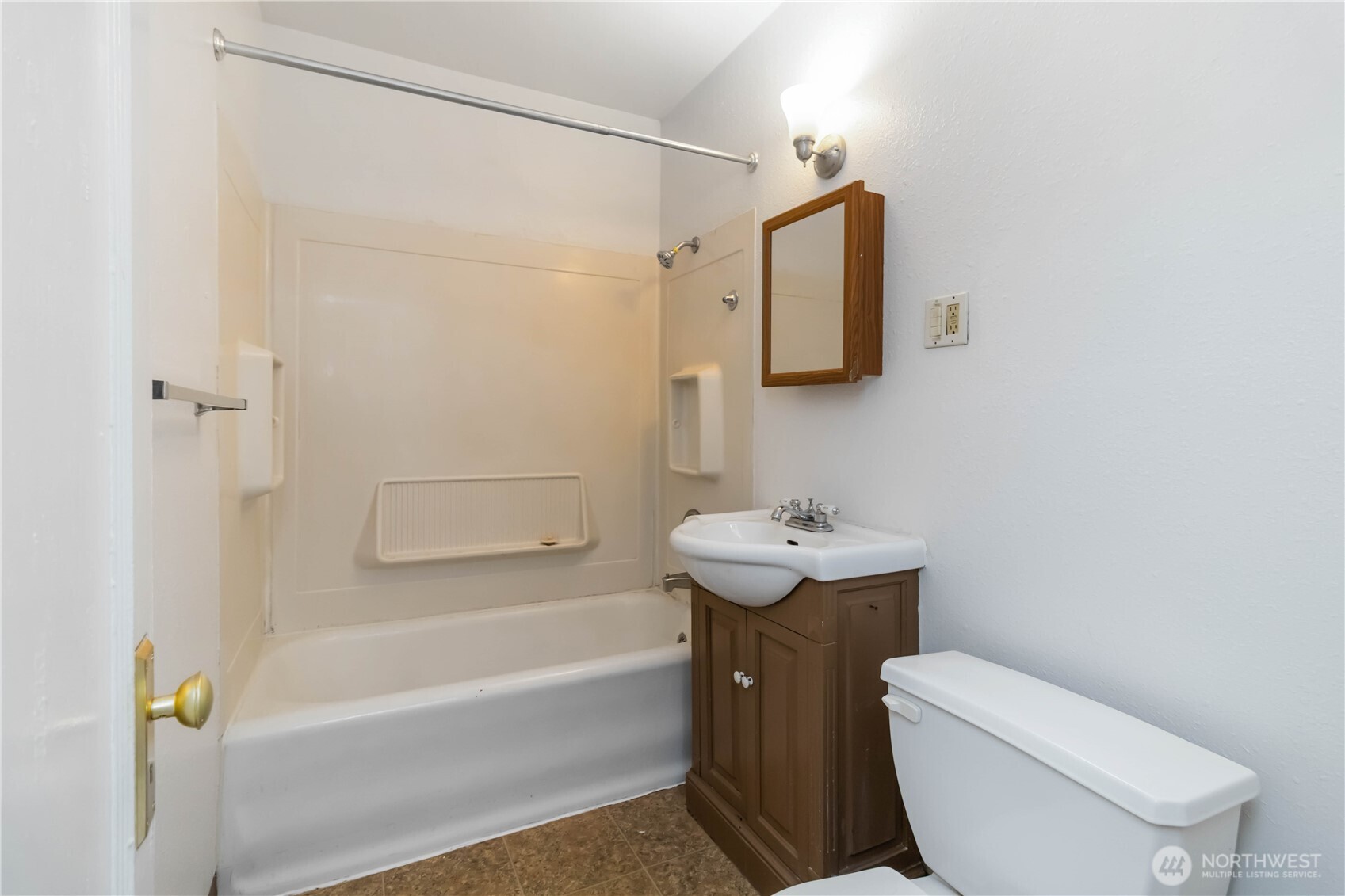 646 23rd Avenue Longview, WA 98632 - Photo 13 of 21