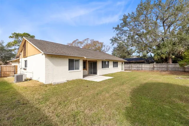 $3,100 | 1116 Fairway Drive, Winter Park, FL 32792