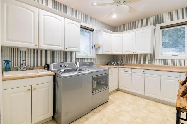 $499,900 | 26036 Parke Lane, Grosse Ile, MI 48138