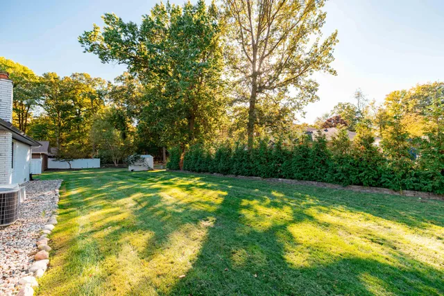 $499,900 | 26036 Parke Lane, Grosse Ile, MI 48138