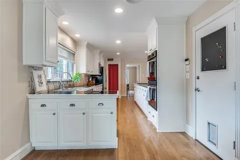 $1,290,000 | 7242 Alexander Drive, Dallas, TX 75214