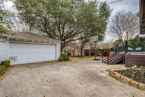 $1,290,000 | 7242 Alexander Drive, Dallas, TX 75214