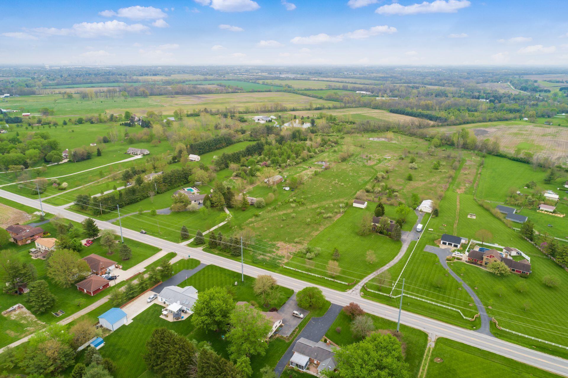 7657 Feder Road Galloway, OH 43119 - Photo 12 of 17 010_ca7d6ec9b3_Z Feder Rd 010
