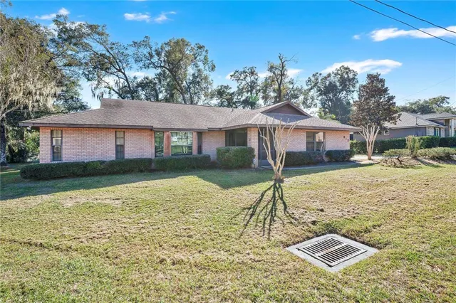 $299,900 | 912 Sylva Avenue, Orange City, FL 32763