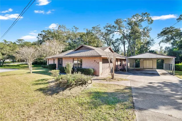 $299,900 | 912 Sylva Avenue, Orange City, FL 32763