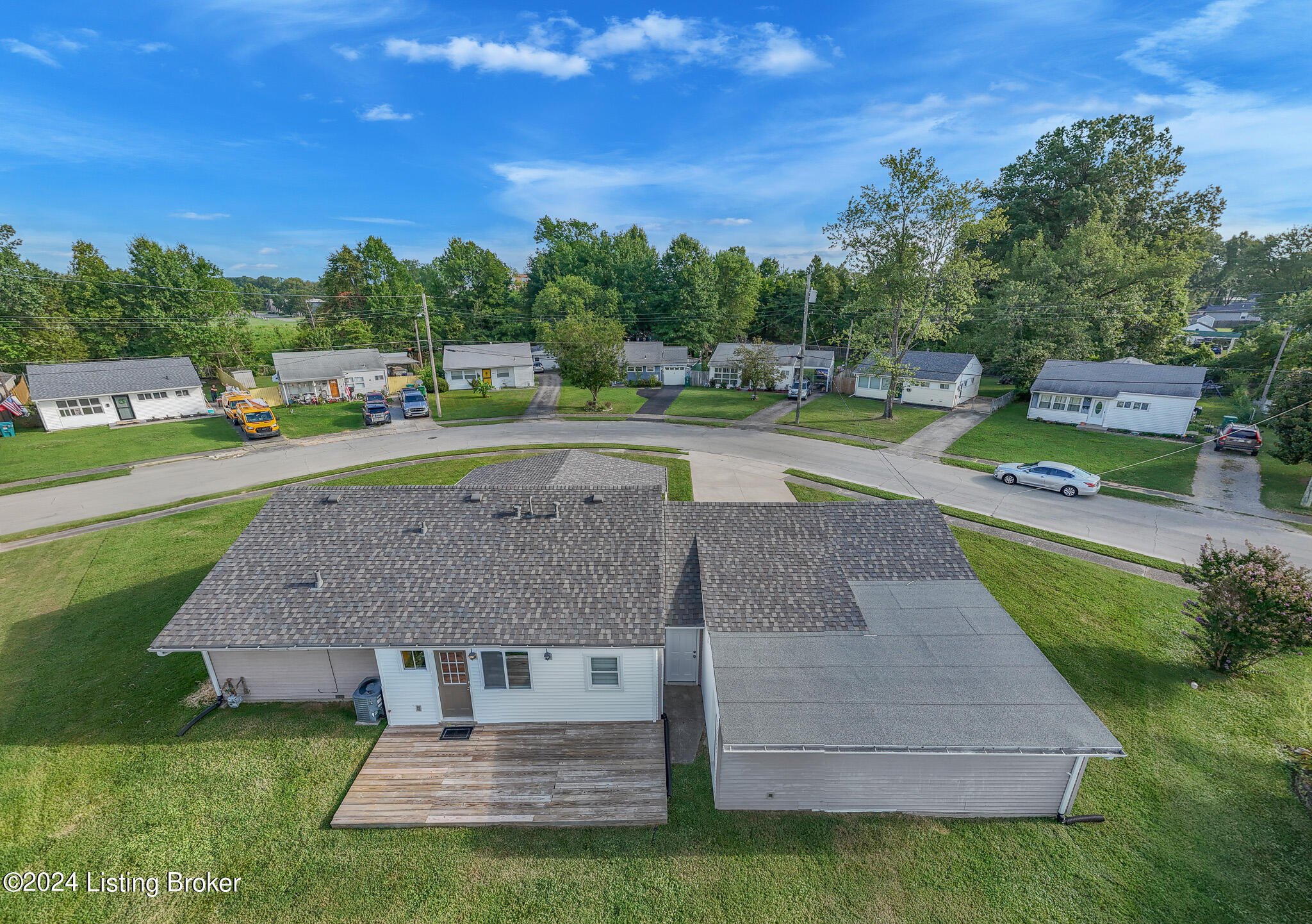 4818 Redstart Road Lynnview, KY 40213 - Photo 31 of 34 m