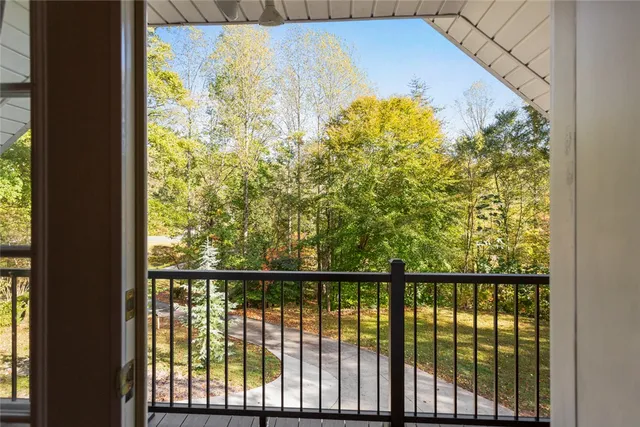 $549,900 | 130 Greenbrier Road, Salem, SC 29676