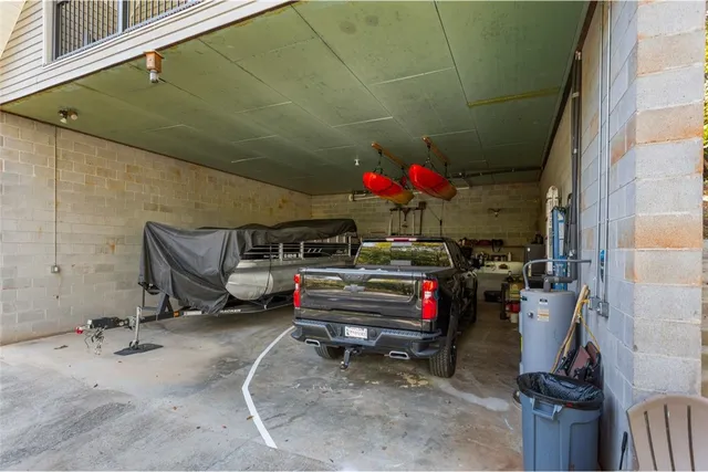 $549,900 | 130 Greenbrier Road, Salem, SC 29676