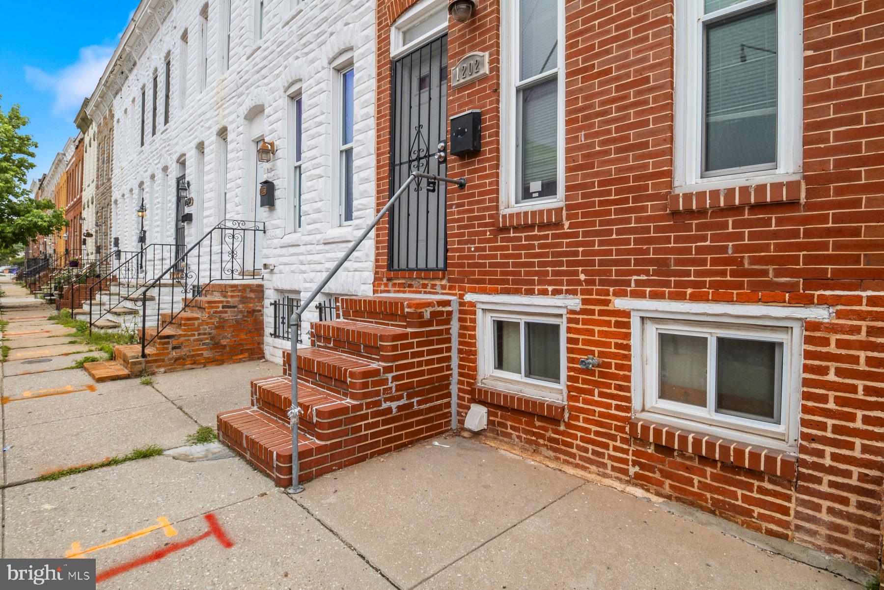 1202 West Cross Street Baltimore, MD 21230 - Photo 2 of 10