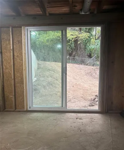 $224,000 | 809 Seneca Street, Leavenworth, KS 66048