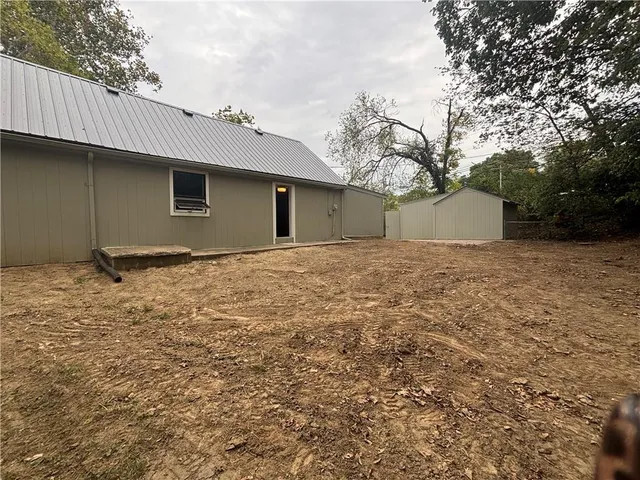 $224,000 | 809 Seneca Street, Leavenworth, KS 66048