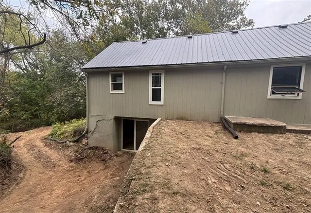 $224,000 | 809 Seneca Street, Leavenworth, KS 66048