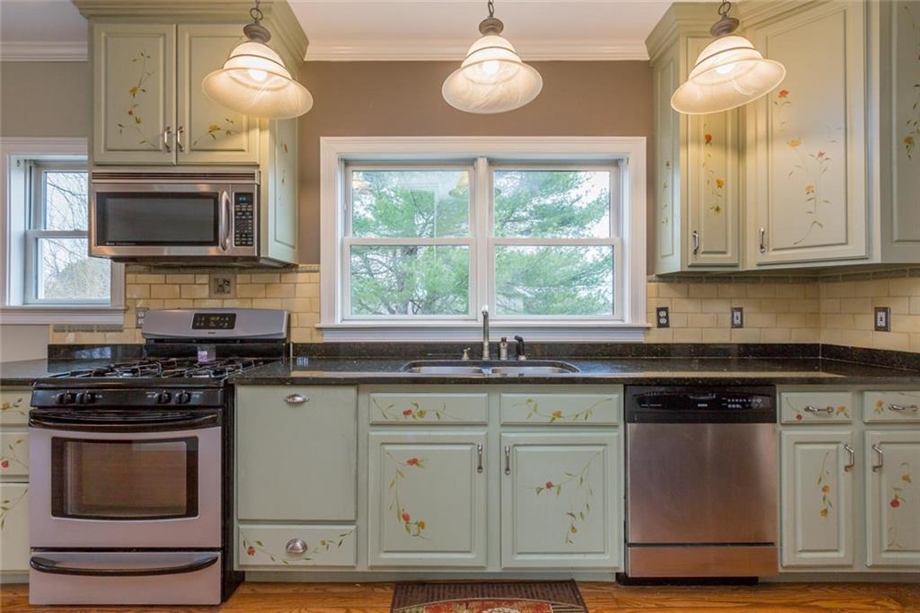 151 Middle Road Falmouth, ME 04105 - Photo 8 of 35 Photo
