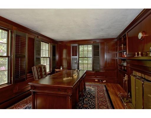 30 Decatur Lane Wayland, MA 01778 - Photo 14 of 29 a room with furniture and window