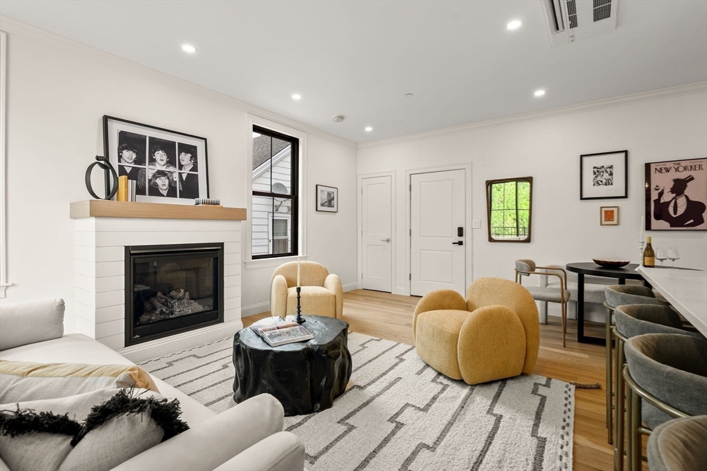 27 Shepard Street, Unit 6 Boston, MA 02135 - Photo 11 of 28