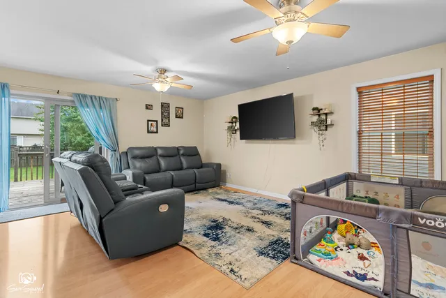 $350,000 | 999 West Cermak Road, Braidwood, IL 60408