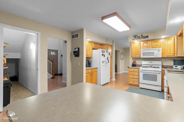 $350,000 | 999 West Cermak Road, Braidwood, IL 60408