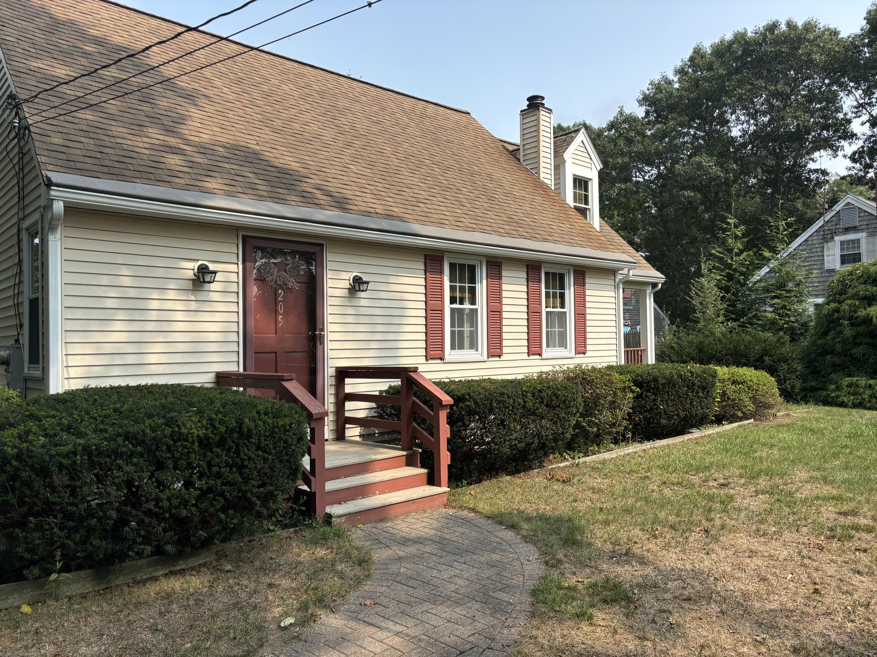 205 Wheeler Road Mashpee, MA 02649 - Photo 1 of 37 IMG_3596