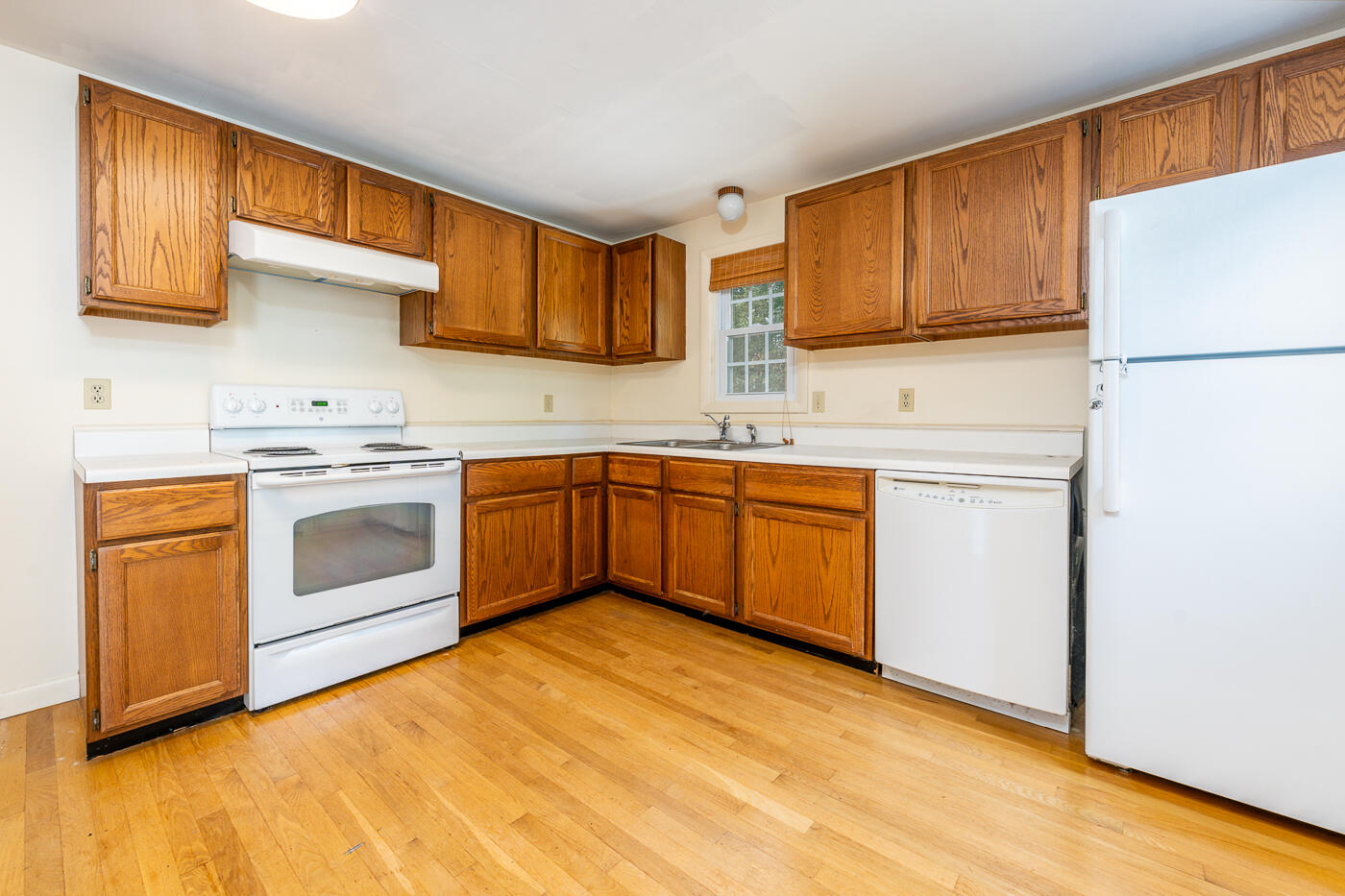 205 Wheeler Road Mashpee, MA 02649 - Photo 11 of 37 kitchen1