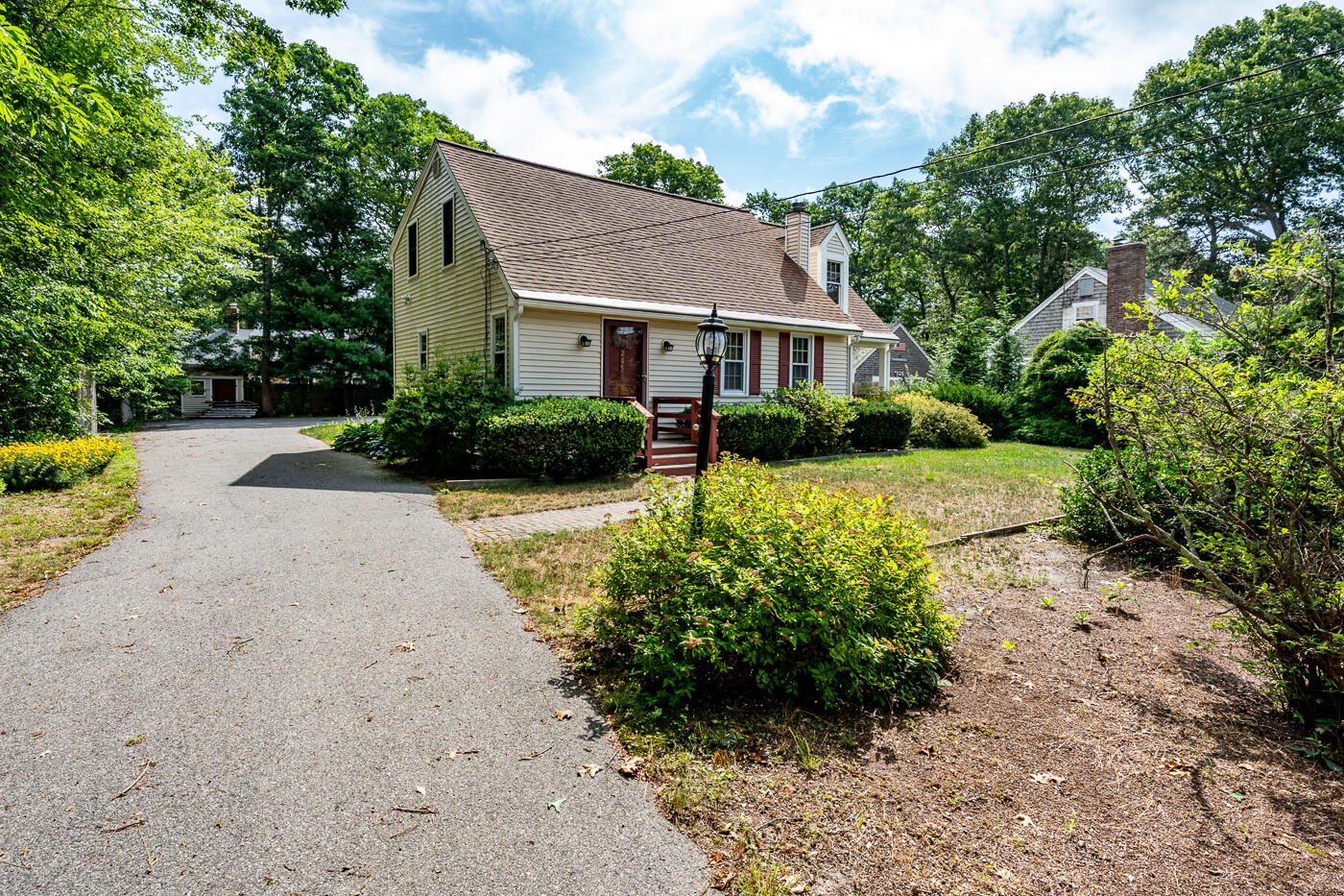 205 Wheeler Road Mashpee, MA 02649 - Photo 4 of 37 front2