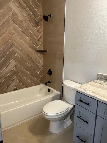 $446,990 | 906 Maxine Drive, Athens, TX 75751