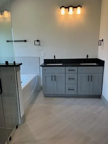 $446,990 | 906 Maxine Drive, Athens, TX 75751