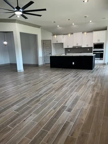 $446,990 | 906 Maxine Drive, Athens, TX 75751