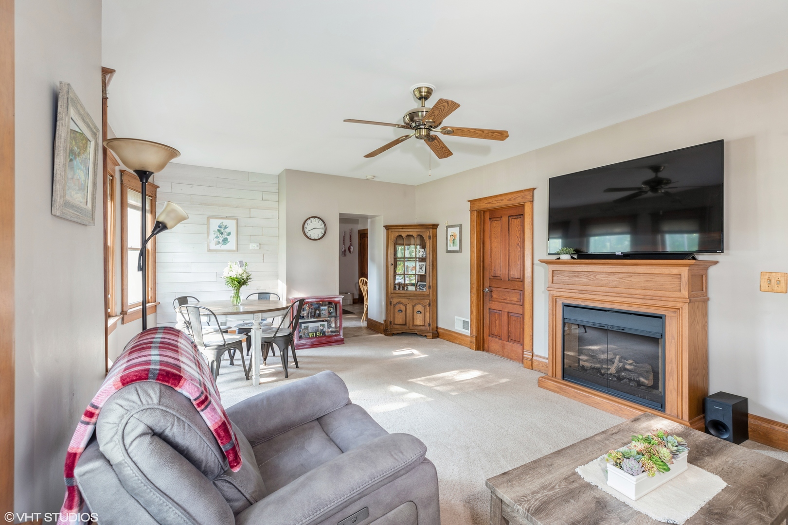 1607 Ridge Road Homewood, IL 60430 - Photo 3 of 13