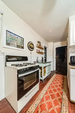 $1,895 | 1308 West Byron Street, Unit G, Chicago, IL 60613