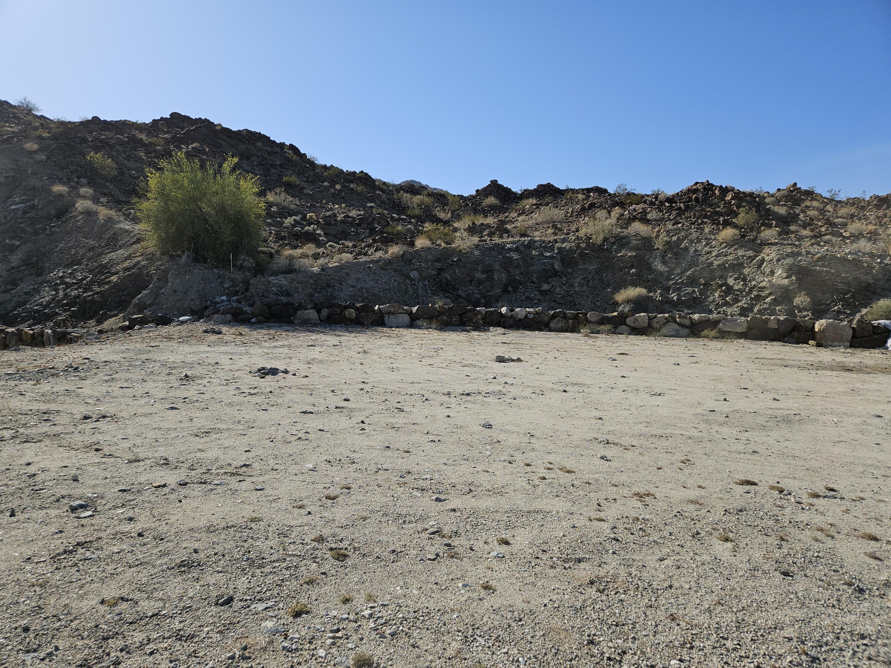 48315 North Ridge Trail Palm Desert, CA 92260 - Photo 4 of 9 lot 2 towards west rock wall