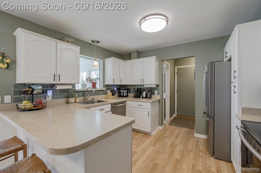880 Joslyn Road Lake Orion, MI 48362 - Photo 8 of 45