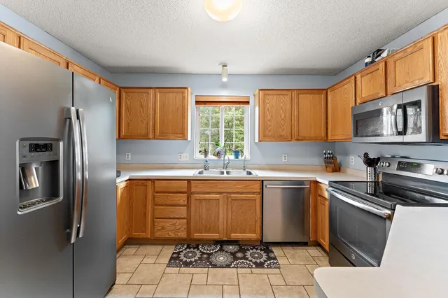 $295,000 | 14549 Lockslie Trail, Savage, MN 55378