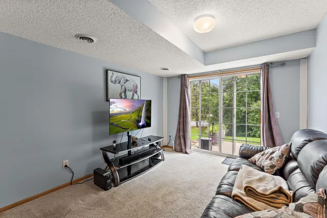 $295,000 | 14549 Lockslie Trail, Savage, MN 55378