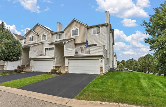 $295,000 | 14549 Lockslie Trail, Savage, MN 55378