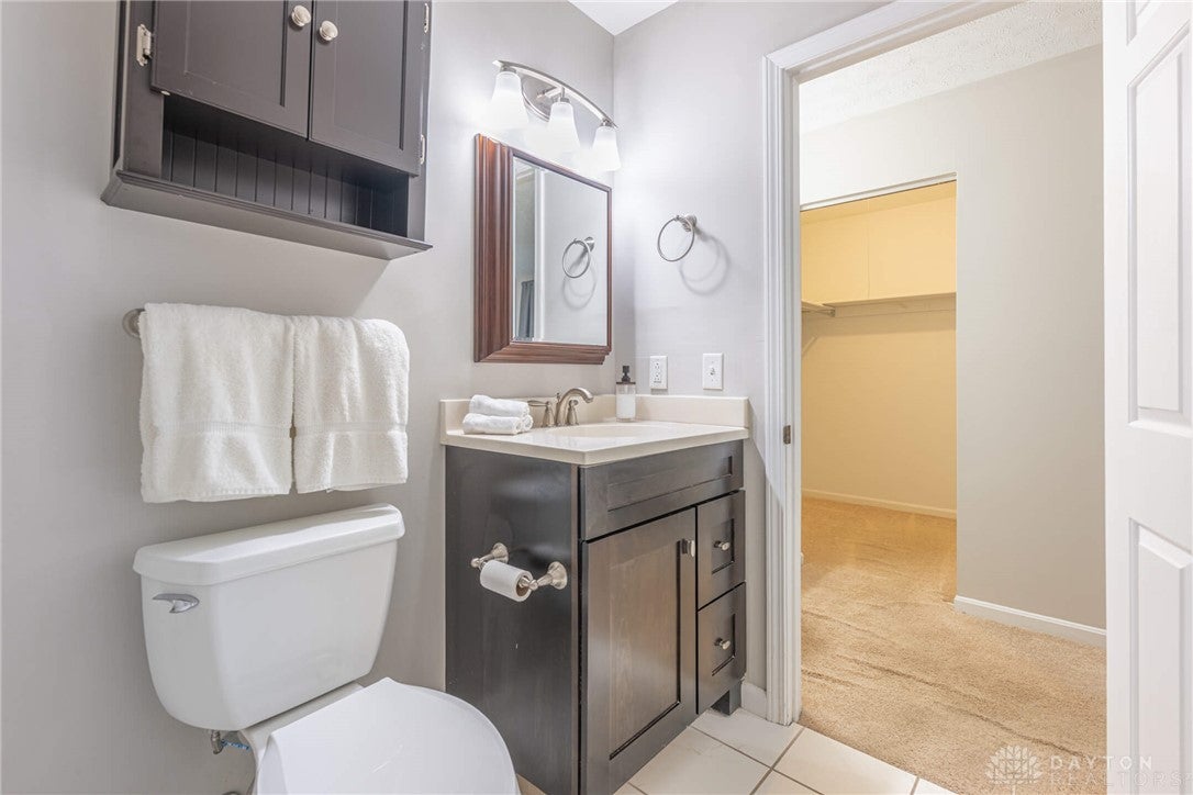 6355 Corbly Road, Unit 13 Cincinnati, OH 45230 - Photo 15 of 29 Gallery Image 15