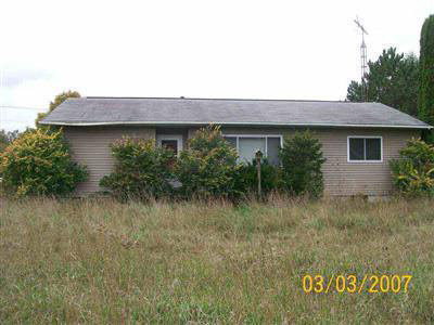 8283 Mabley Hill Road Fenton, MI 48430 - Photo 1 of 1 20178563.JPG