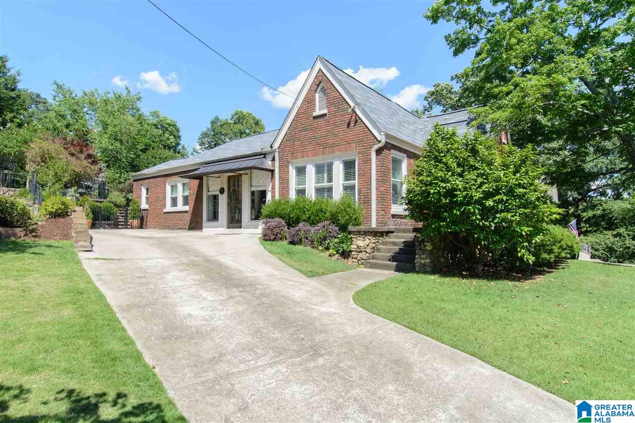 117 Hawthorne Road West Birmingham, AL 35209 - Photo 3 of 40