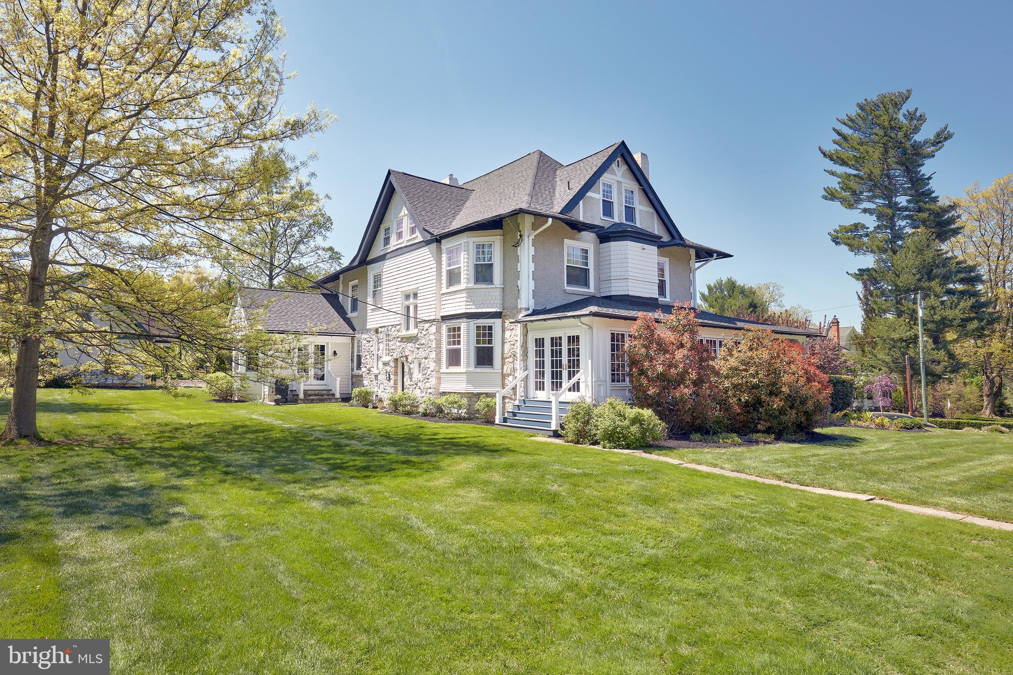 305 Audubon Avenue Wayne, PA 19087 - Photo 3 of 37