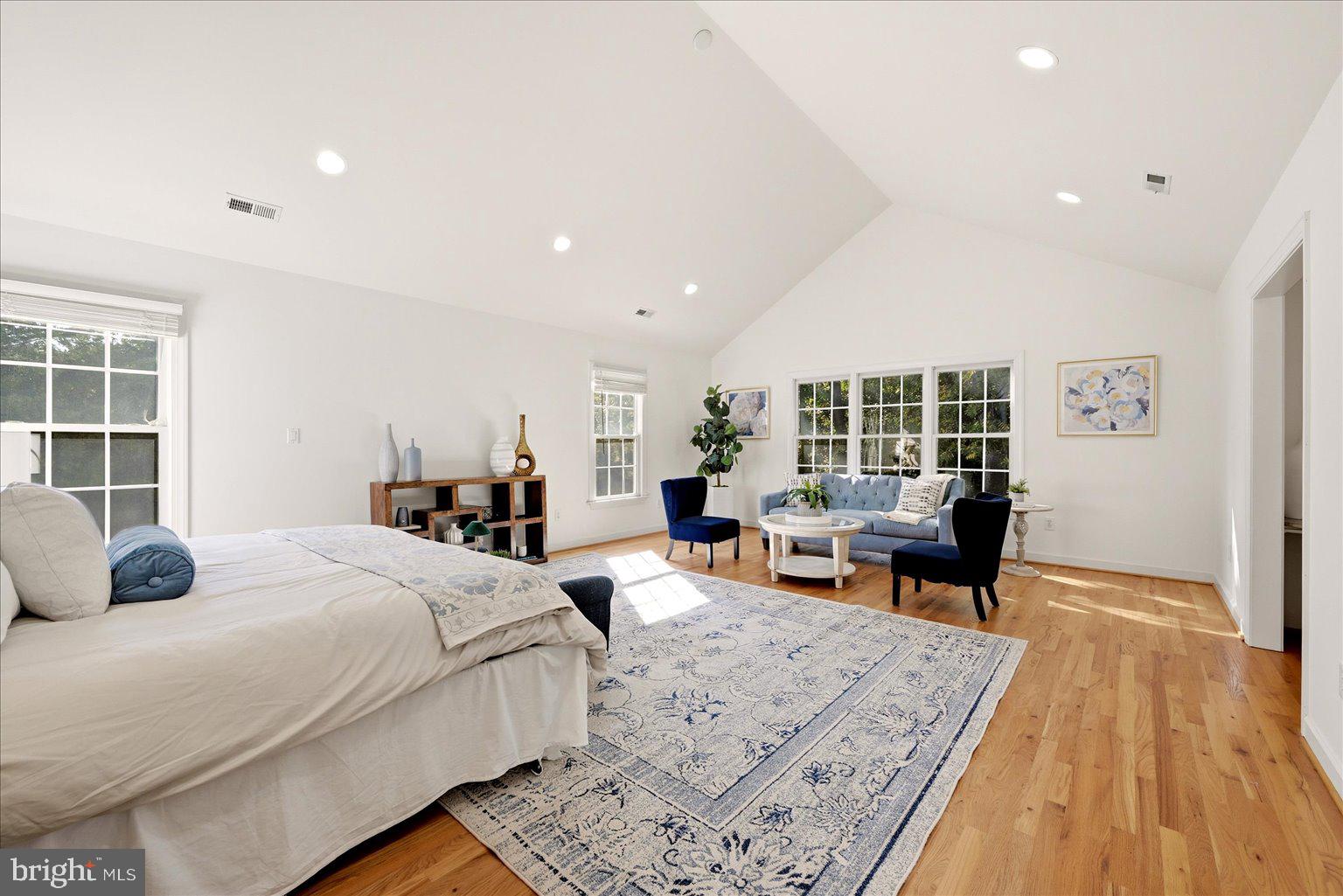 8711 Seven Locks Road Bethesda, MD 20817 - Photo 31 of 76 Gallery Image 31