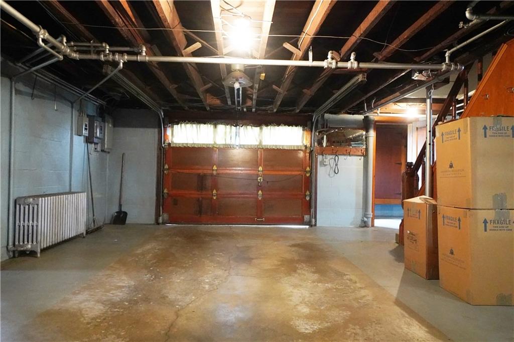 511 Circle Drive Elizabeth, PA 15037 - Photo 24 of 32 1st garage